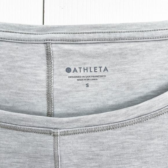Athleta Essence Flow Top in Sage Green - Picture 3 of 6